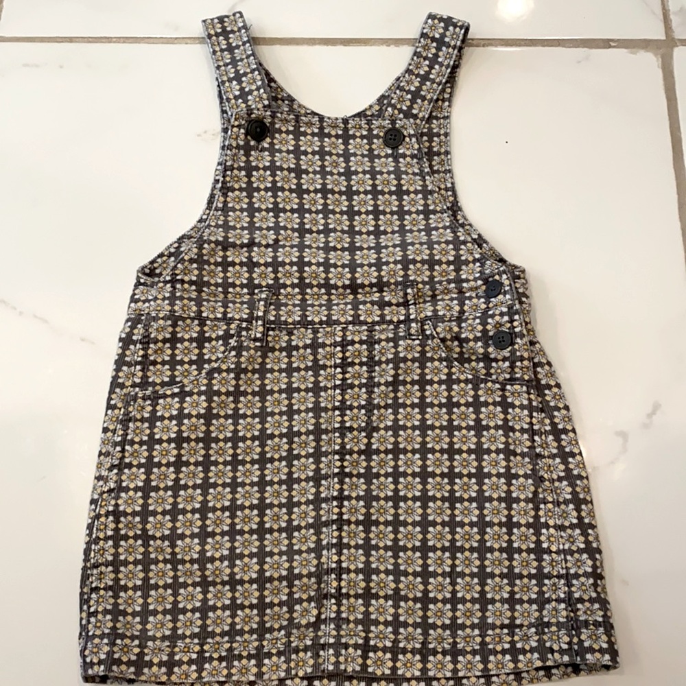 Uniqlo girl dress